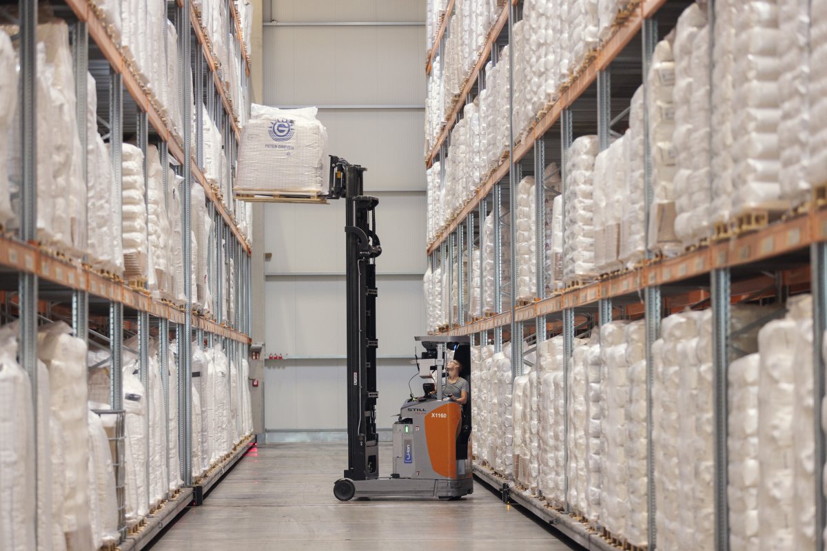 Vorschaubild Regallager