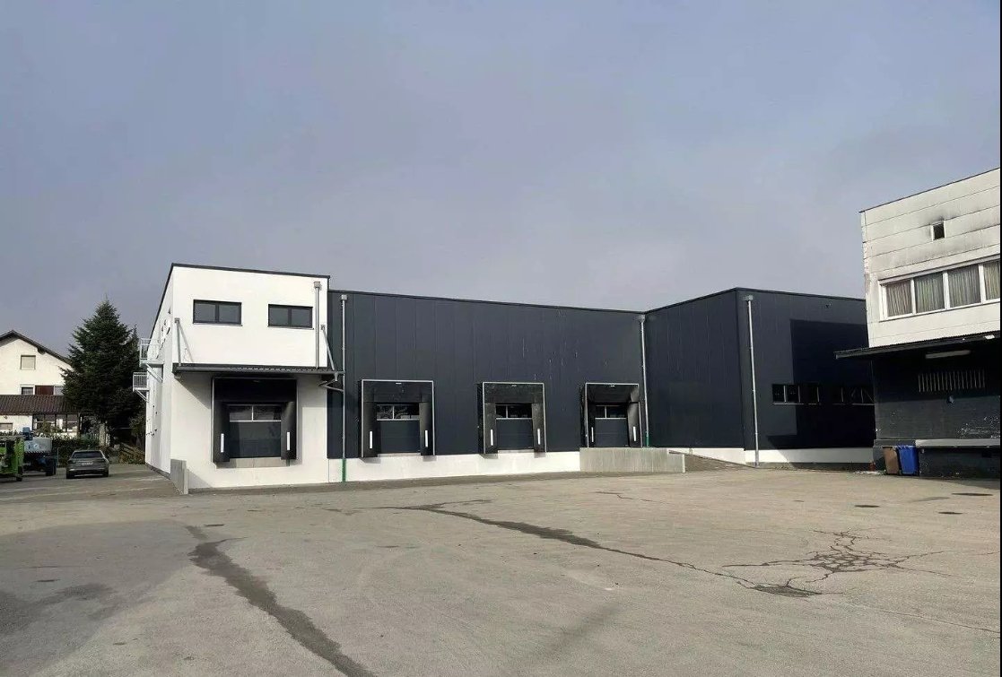 Vorschaubild Lagerhalle