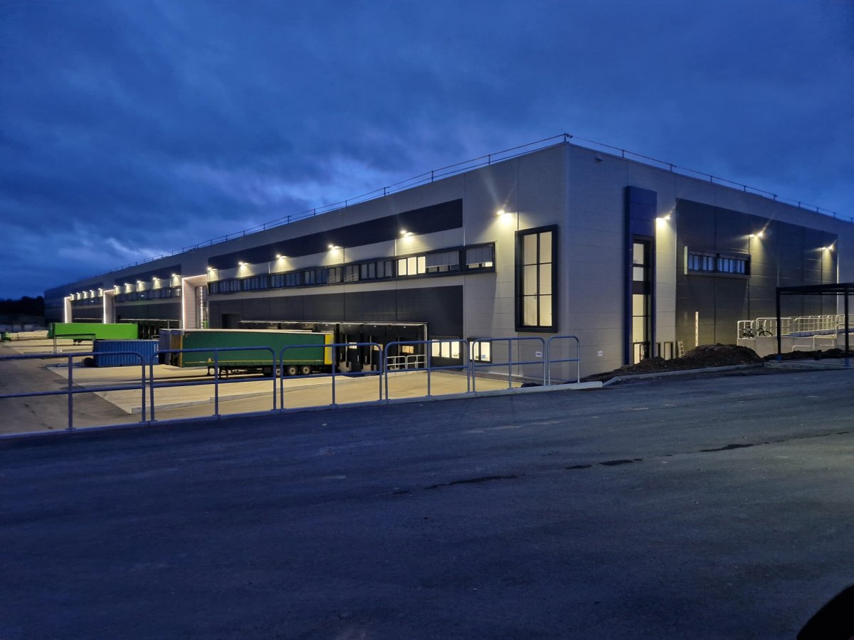 Vorschaubild Logistikzentrum Polch Außenansicht