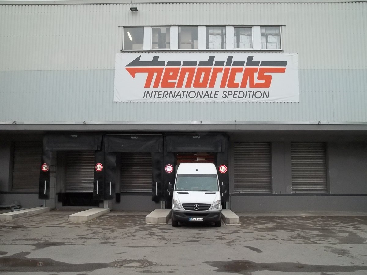 Vorschaubild Hof und Rampen