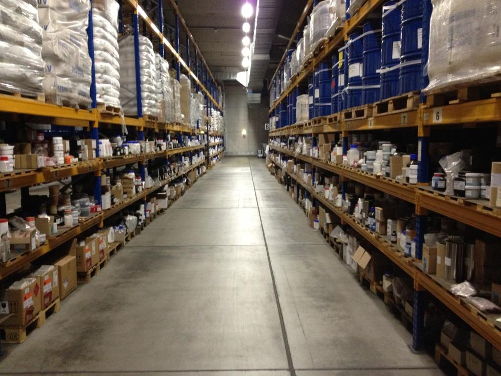 Vorschaubild Musterlager Gefahrstoffhalle