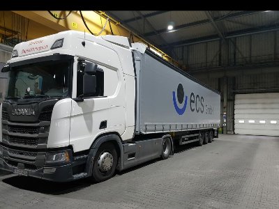 Miniaturbild Halle mit LKW