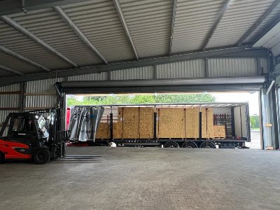 Miniaturbild 14 m Tor, seitliches Be- und Entladen