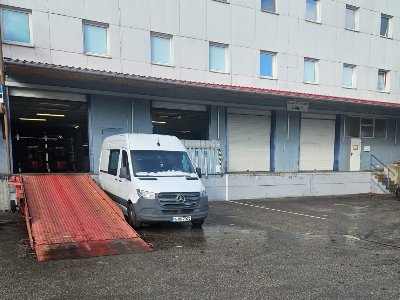 Miniaturbild Vor dem Lager