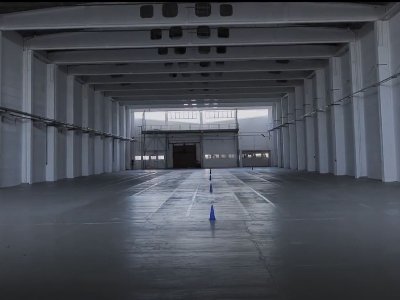 Miniaturbild Hallenschiff 4